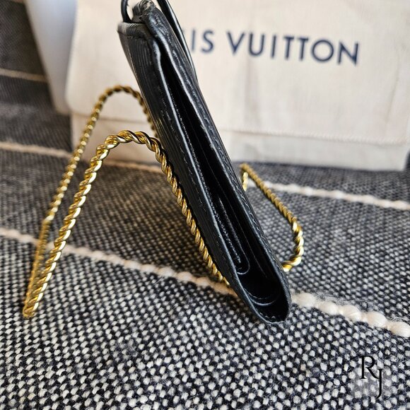 Louis Vuitton Epi Leather Bi-Fold Snap Wallet – EUC Black - Picture 3 of 16